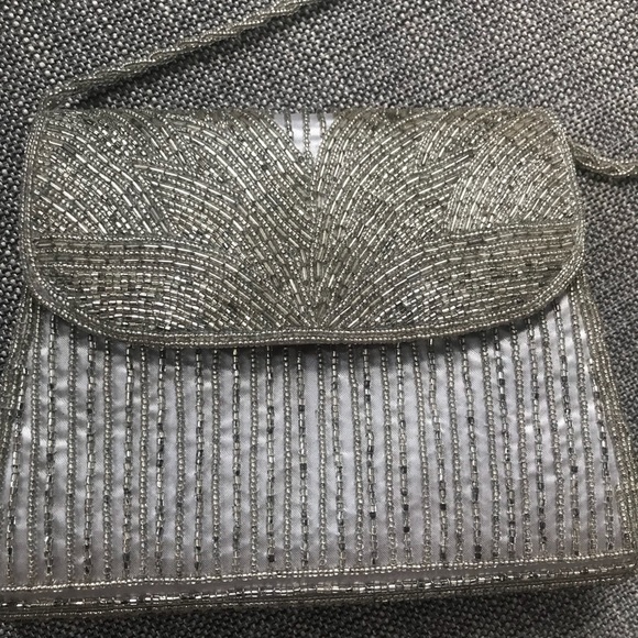 Nina Clutch - Picture 2 of 3